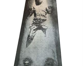 Lot 040
Hans Solo Start Wars Rug