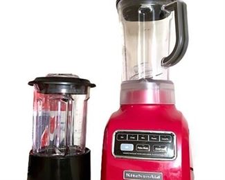 Lot 192
KitchenAid 5-Speed Blender in Grenadine Red