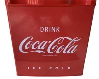 Lot 284
Coca-Cola Mini Fridge