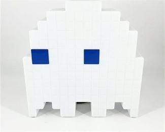 Lot 452
Pac Man White Ghost Night Light