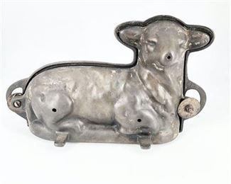 Lot 453
Vintage Cast Iron Lamb Cake Mold