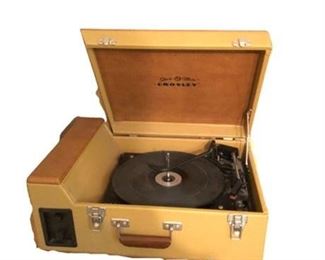 Lot 574
Crosley Stack O Matic Record Player