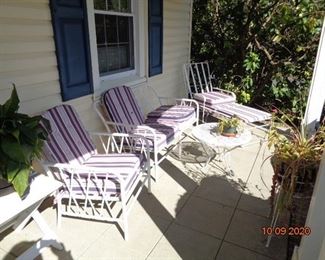 PORCH/PATIO FURNITURE