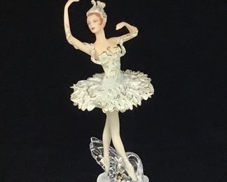 Franklin Mint, Swan Lake, Odette. Figure on glass swan base, highly collectible.
