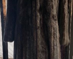 Isabell Gerhard full length mink coat. Velvet lined pockets. Full pelt. 