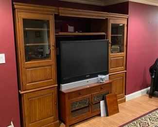 set is for sale but not the tv
