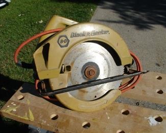 Black & Decker 7 1/4"  Circular Saw