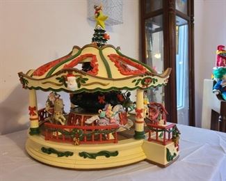 7th view ~ Holiday Carousel - The Carousel Tree w/collectible ornaments