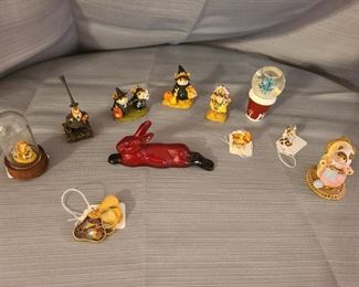 Goebel Wizard of Oz
Wee Forest Folk
Annette Petersen
Cloisonne magnifying glass
Flambe bunny