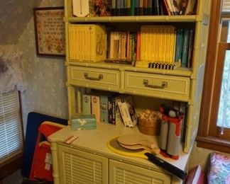 hutch bookcase