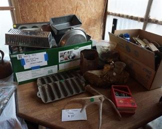 bakeware, table, cast iron