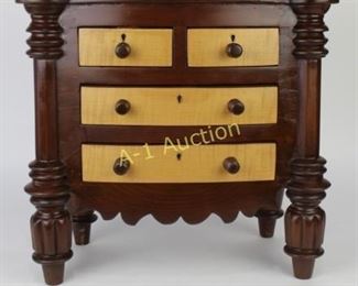 Miniature / Salesman Sample Chest