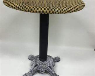 28” Rattan Top Round Table 