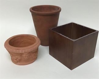 Assortment of Small Planters 