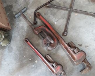 Pipe Wrenches