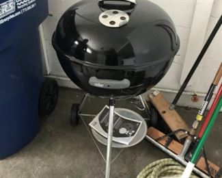 Almost new Weber