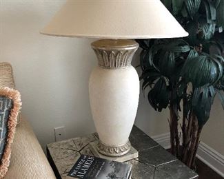 Fine Arts Lighting table lamp