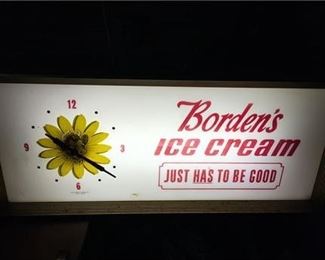 Lot 014
Borden’s Ice Cream Clock