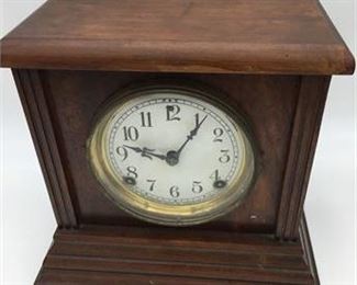 Lot 091
Antique Session Mantle Clock