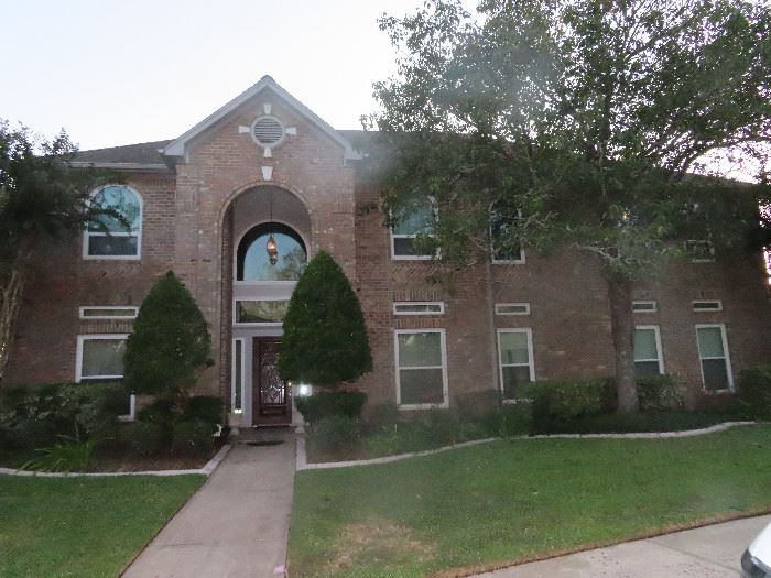 OVER 5500 SQ. FEET TO SHOP!! HOUSE GOING UP FOR SALE!!