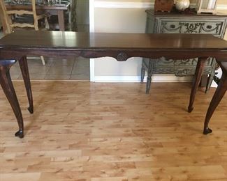 Beautiful Mahogany Console/Sofa Table with Curved Legs and Carved Medallion
     Width     66”
     Depth     20”
     Height    30.5”
    