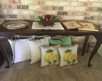 Lovely Console/Sofa Table 
   Several Feather Stuffed Pillows to Choose From