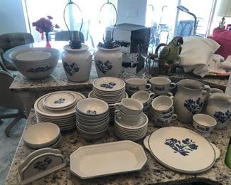 pfaltzgraff china set 