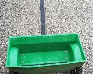 Tru Value Green Thumb Spreader - Excellent condition $15
