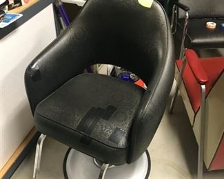 21 Hair Dresser Chair