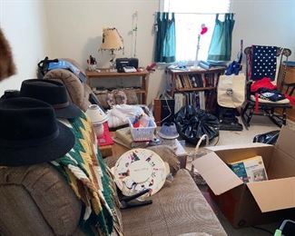 Lots to dig thru
Recliners $50ea