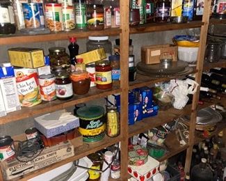 Lott’s of S T U F F