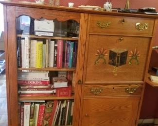 Oak secretary