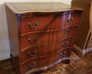 Mahogany dresser