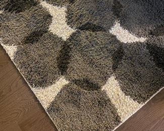 Gray/cream rug