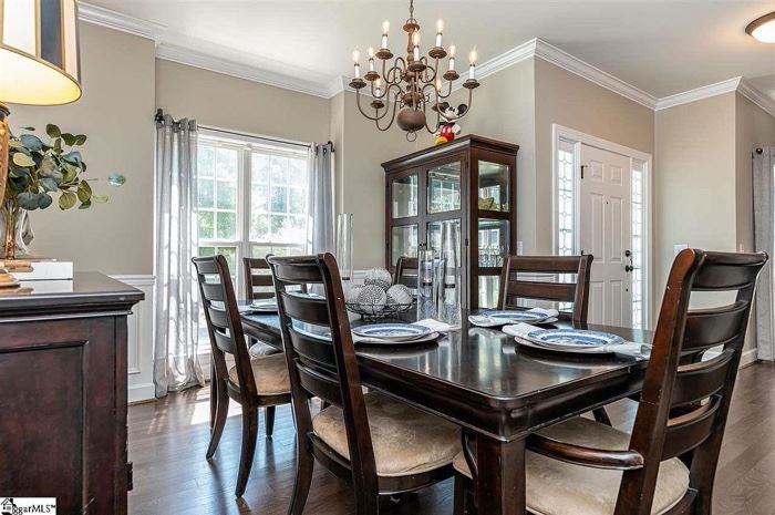 Dining Room Furniture including table, 6 chairs, China cabinet & sideboard 