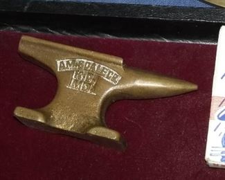 Commemorative salesman sample size anvil