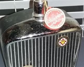 Musical Figure of Jaguar Grill & Hood Ornament