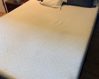 Tempurpedic queen bed