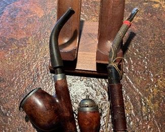 Smoking pipes and stand