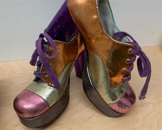 Super cool Funky 70s big sole metallic shoes -vintage shoes, clothes