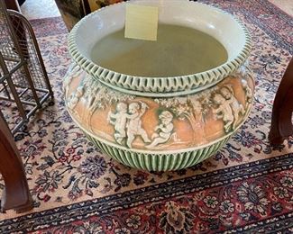 Roseville jardiniere