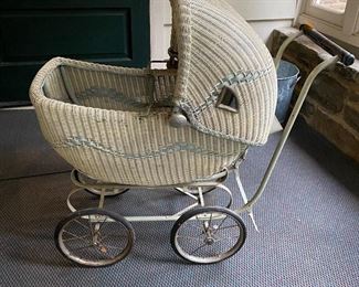 Wicker doll coach
