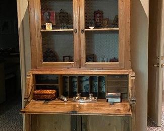 Only the Antique Secretary Desk is for Sale!!!
NONE OF THE DISPLAY