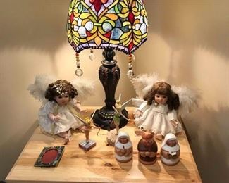 Beaded stained glass lamp and feathered angels on HICKORY NIGHTSTAND!