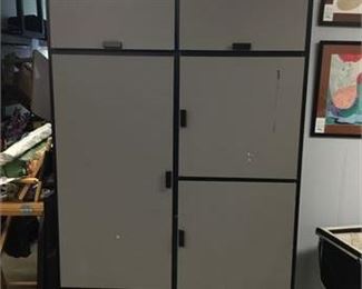 Storage cabinet