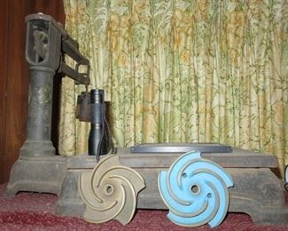 Antique Cast Iron Fair Banks Platform Table Scale