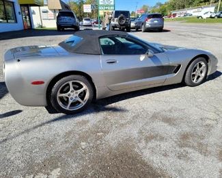 2000 Chevrolet Corvette Convertible, Fully Loaded, 
Excellent Condition, New Tires, Current Inspection, 79,200 miles