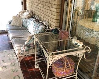 Wrought iron sunroom furniture 