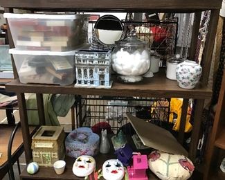 Decorative accessories.