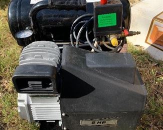 2 hp air compressor brand new just taken out of the box